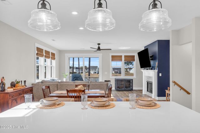 238 Spicer Lake Drive, Holly Ridge, NC 28445