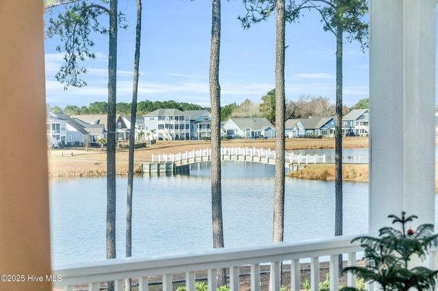 238 Spicer Lake Drive, Holly Ridge, NC 28445