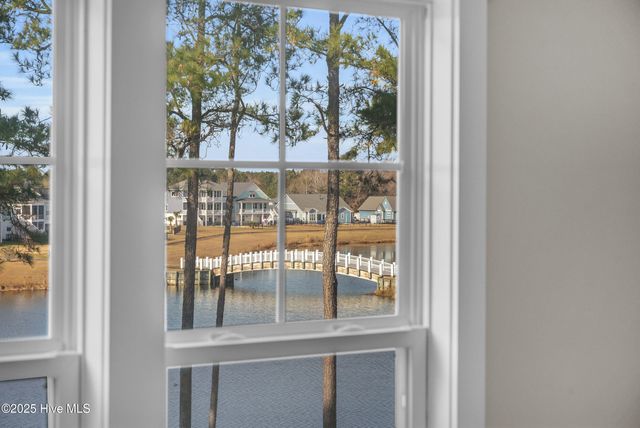 238 Spicer Lake Drive, Holly Ridge, NC 28445