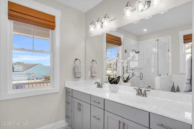 238 Spicer Lake Drive, Holly Ridge, NC 28445