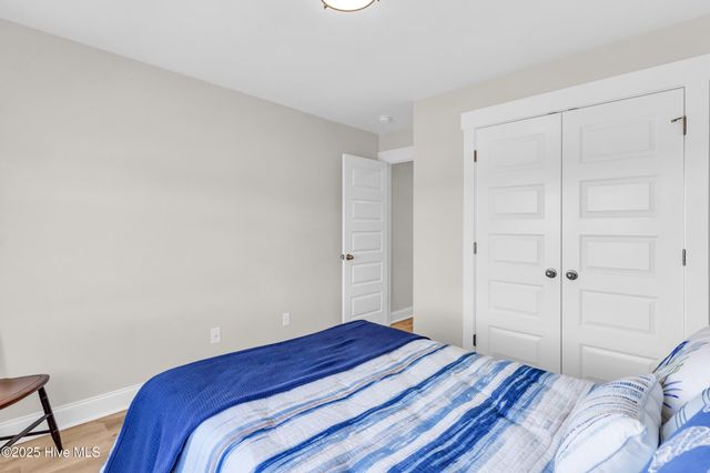 238 Spicer Lake Drive, Holly Ridge, NC 28445