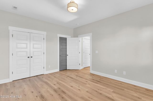 238 Spicer Lake Drive, Holly Ridge, NC 28445