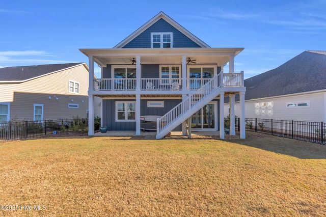 238 Spicer Lake Drive, Holly Ridge, NC 28445