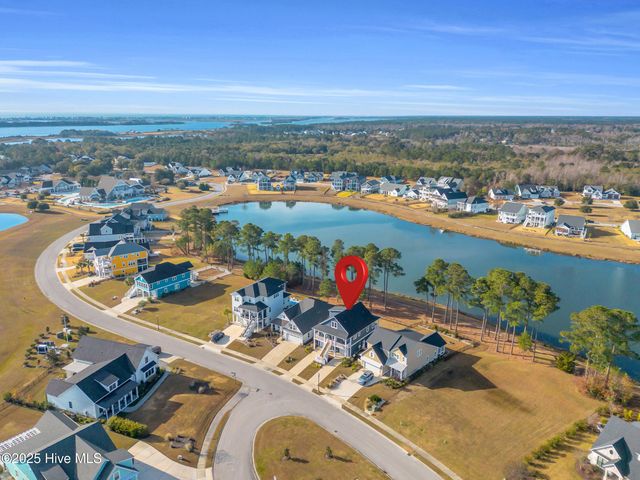 238 Spicer Lake Drive, Holly Ridge, NC 28445