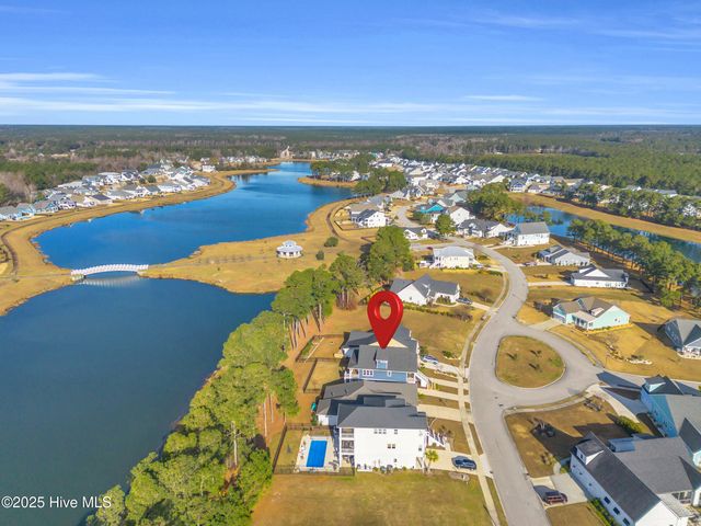 238 Spicer Lake Drive, Holly Ridge, NC 28445