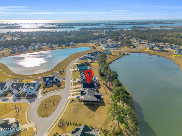 238 Spicer Lake Drive, Holly Ridge, NC 28445