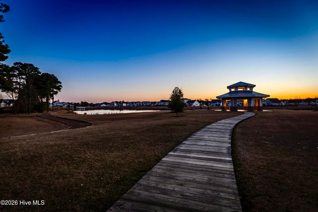 238 Spicer Lake Drive, Holly Ridge, NC 28445