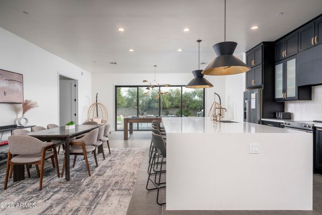 8417 E CACTUS Road, Scottsdale, AZ 85260