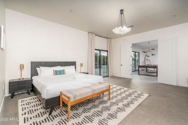 8417 E CACTUS Road, Scottsdale, AZ 85260