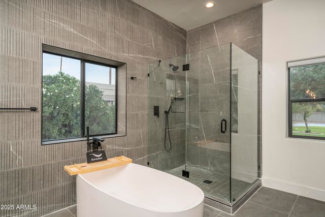8417 E CACTUS Road, Scottsdale, AZ 85260