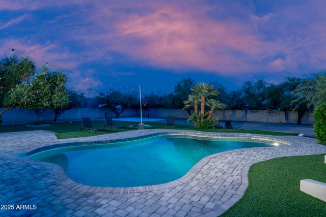 8417 E CACTUS Road, Scottsdale, AZ 85260