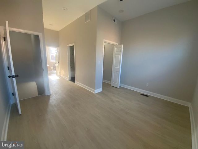 2141 DRUID HILL AVE, Baltimore, MD 21217