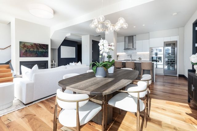 300 Pier 4 Blvd PH J, Boston, MA 02210