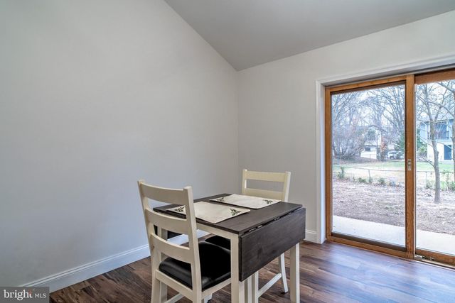 4233 LINDEN ST, Fairfax, VA 22030