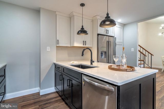 4233 LINDEN ST, Fairfax, VA 22030