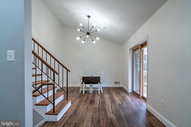 4233 LINDEN ST, Fairfax, VA 22030