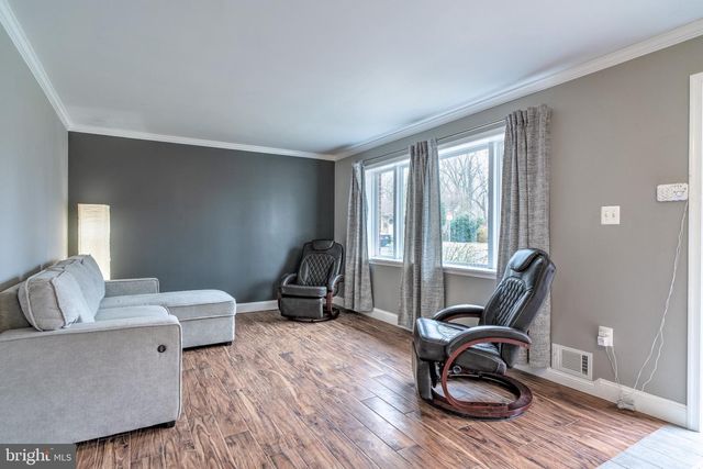 4233 LINDEN ST, Fairfax, VA 22030