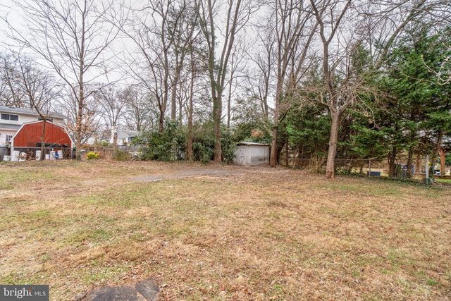 4233 LINDEN ST, Fairfax, VA 22030