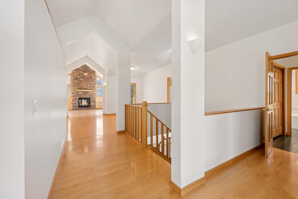 787 Ashley Drive, Chaska, MN 55318 — photo 3