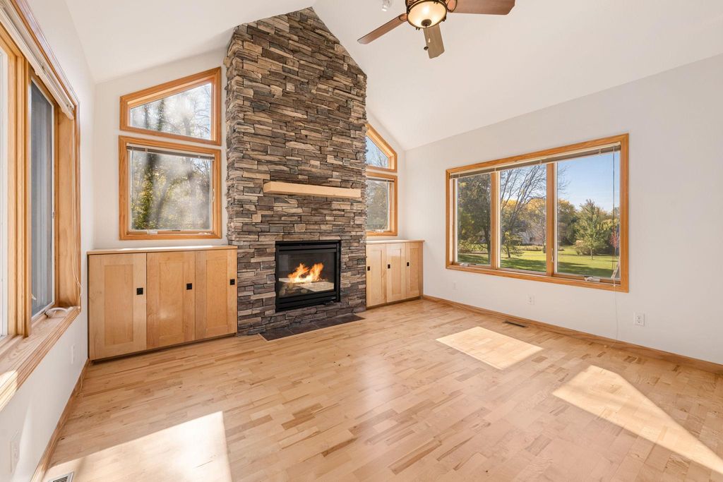787 Ashley Drive, Chaska, MN 55318 — photo 5