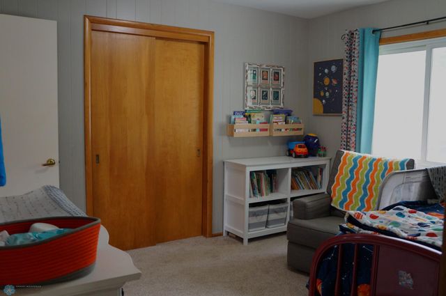 1005 South Drive S, Fargo, ND 58103