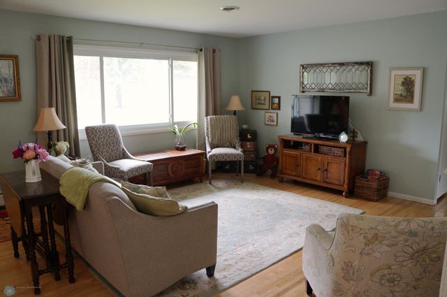1005 South Drive S, Fargo, ND 58103