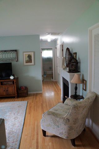 1005 South Drive S, Fargo, ND 58103