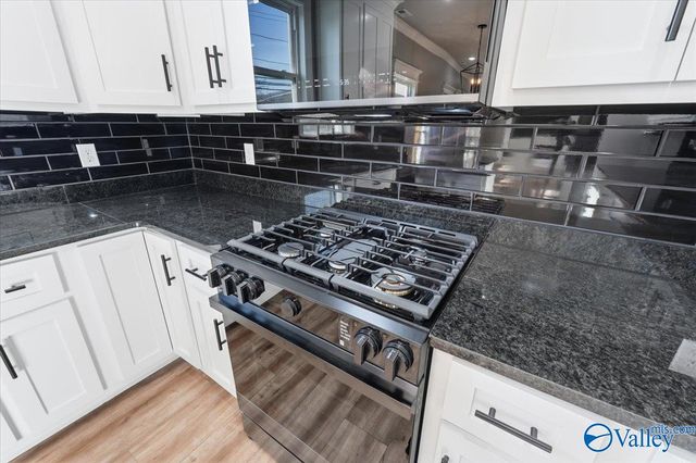 1727 Oakwood Avenue NE, Huntsville, AL 35811