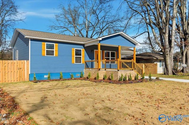 1727 Oakwood Avenue NE, Huntsville, AL 35811