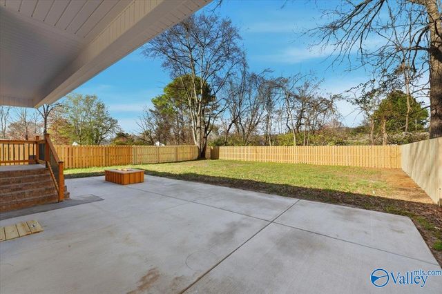 1727 Oakwood Avenue NE, Huntsville, AL 35811