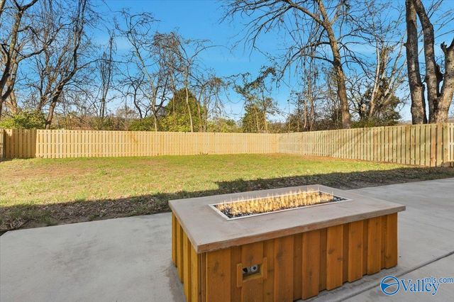 1727 Oakwood Avenue NE, Huntsville, AL 35811