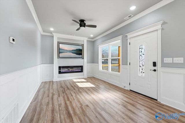 1727 Oakwood Avenue NE, Huntsville, AL 35811