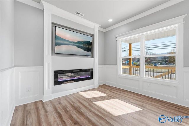 1727 Oakwood Avenue NE, Huntsville, AL 35811