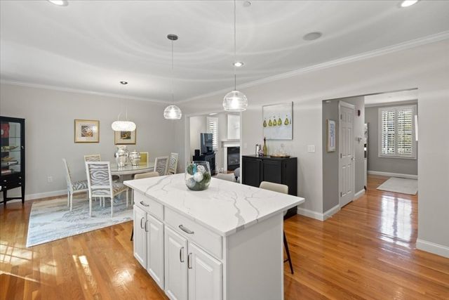 923 Lagrange St 0, Boston, MA 02132