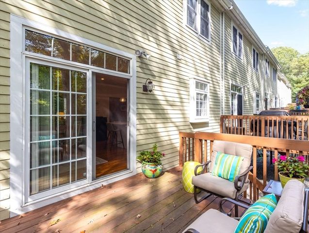923 Lagrange St 0, Boston, MA 02132