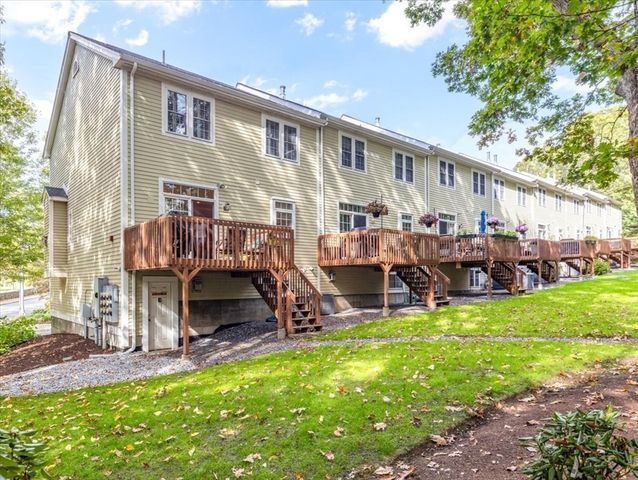 923 Lagrange St 0, Boston, MA 02132