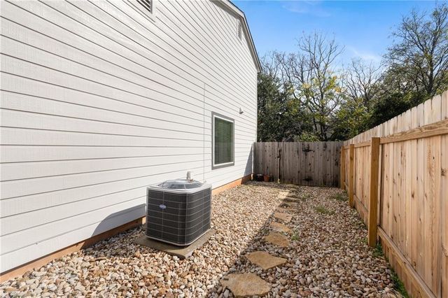 12223 Cabana LN, Austin, TX 78727