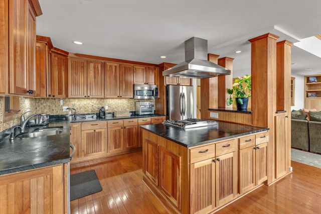 109 Mountainside Drive, Killington, VT 05751