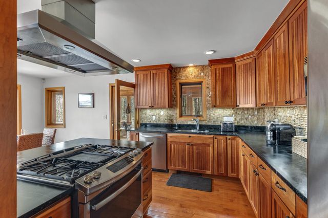 109 Mountainside Drive, Killington, VT 05751