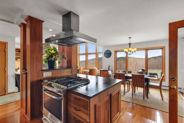 109 Mountainside Drive, Killington, VT 05751