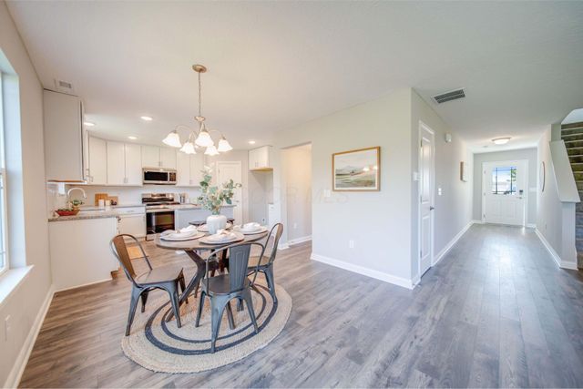 66 Genoa Circle, Commercial Point, OH 43116