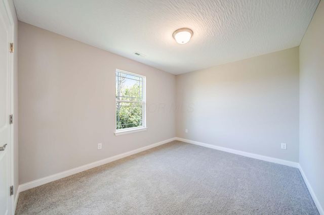 66 Genoa Circle, Commercial Point, OH 43116