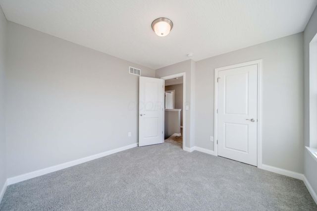 66 Genoa Circle, Commercial Point, OH 43116