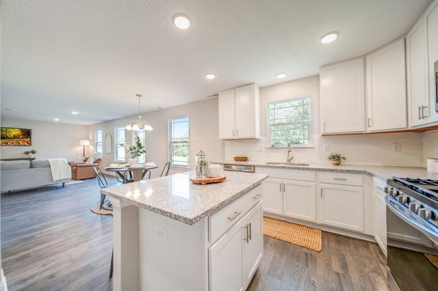 66 Genoa Circle, Commercial Point, OH 43116