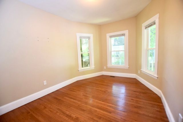 198 Reed St. 1, Rockland, MA 02370