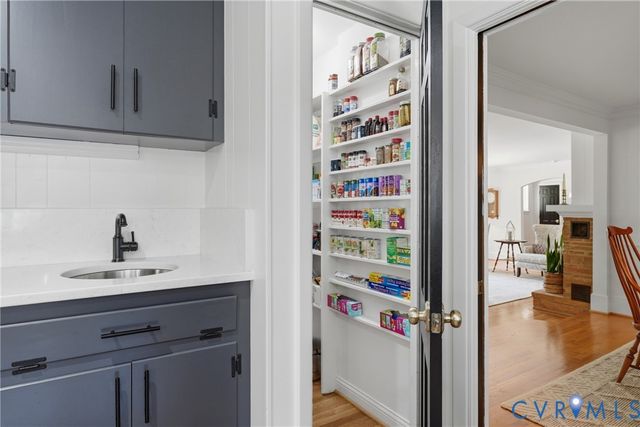 12600 Brook Ln, Chester, VA 23831