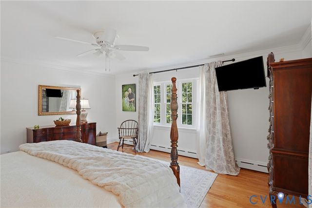 12600 Brook Ln, Chester, VA 23831