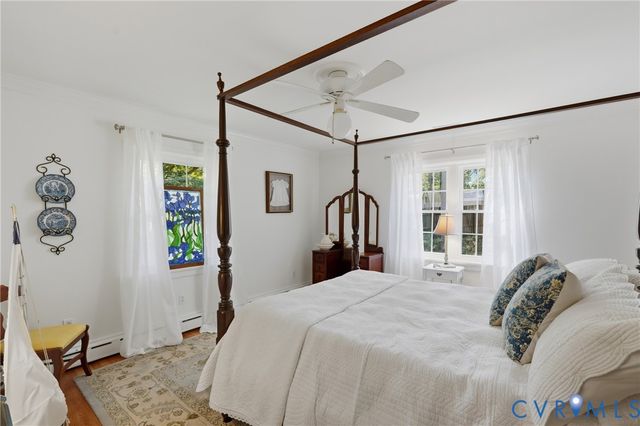 12600 Brook Ln, Chester, VA 23831