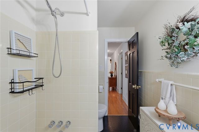 12600 Brook Ln, Chester, VA 23831