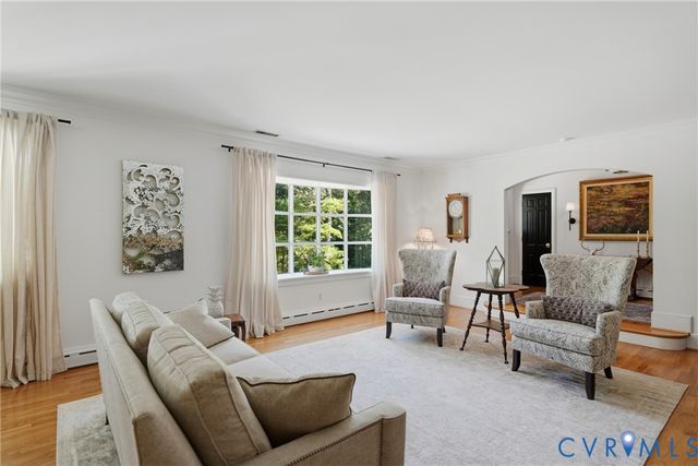 12600 Brook Ln, Chester, VA 23831